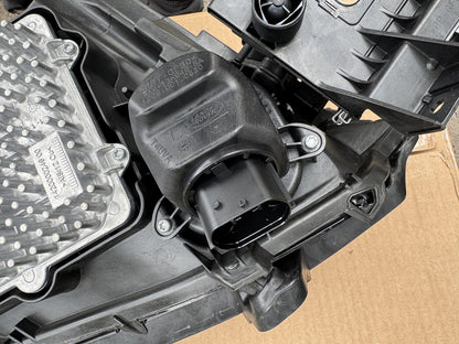 Range Rover Sport L461 Left Pixel LED Headlight N9X2-13W030-DK 2023-2026