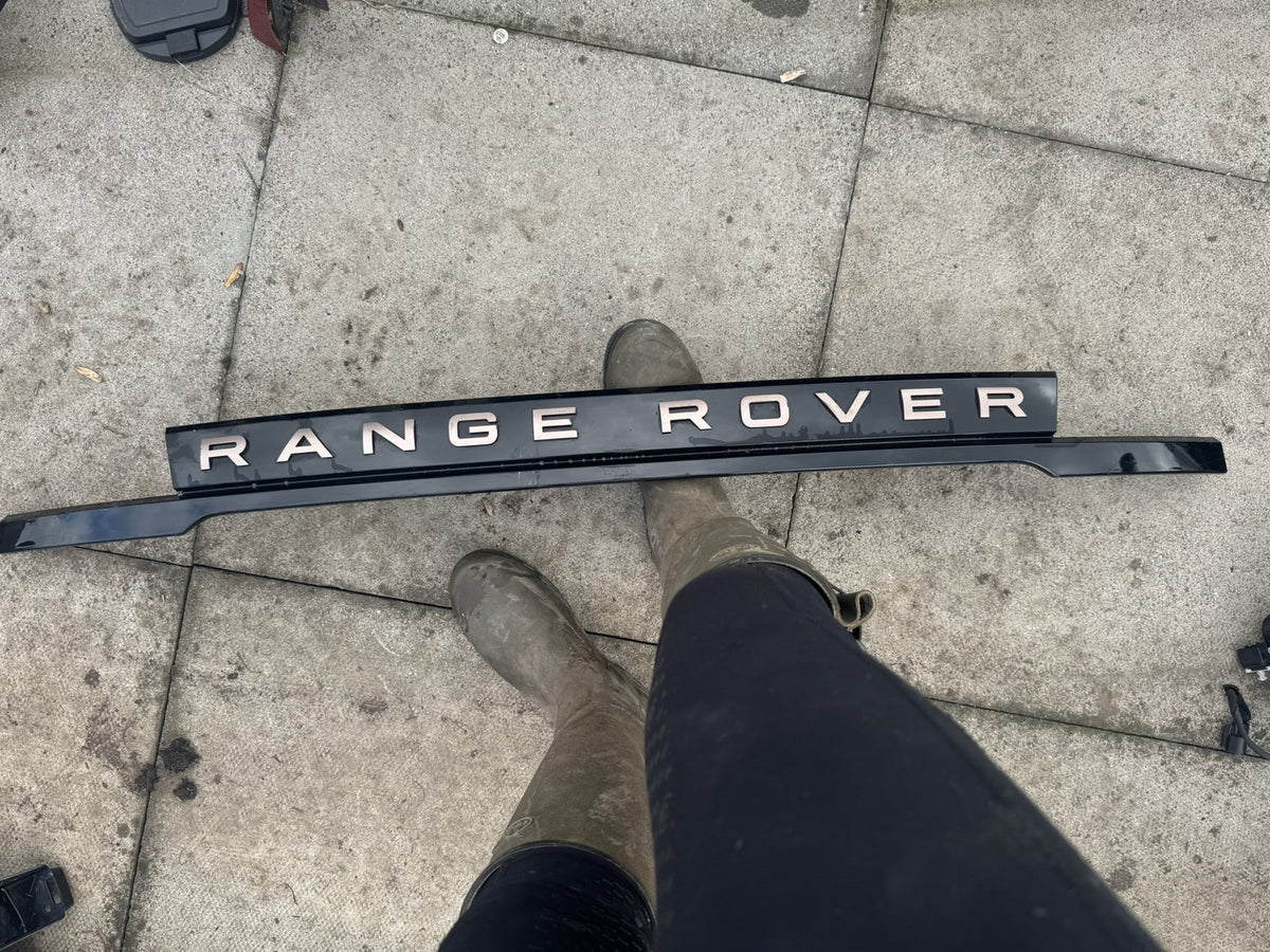 Range Rover Evoque L551 2020-2026 Tailgate Moulding Trim K8D2-402A30-H Genuine
