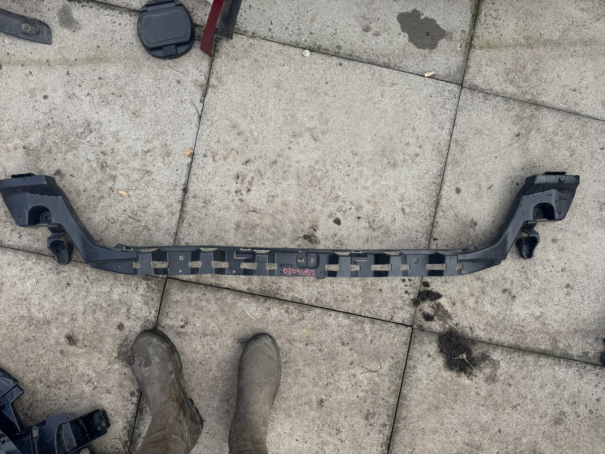 Jaguar XE X760 2015-2024 Rear Bumper Centre Support Bracket GX73-17E855-AB