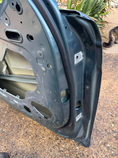 GENUINE 22-2025 Range Rover Sport L461 Front Left Door M8E2211B03AA