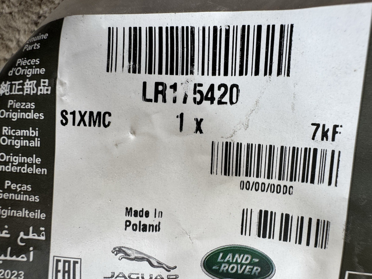 LAND ROVER DEFENDER L663 Rear Right Door Belt Outer Strip LR175420 NEW GENUINE