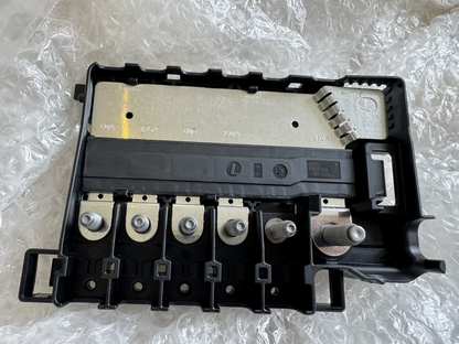 2Q0.937.550 VOLKSWAGEN GROUP BATTERY FUSE BOX MODULE