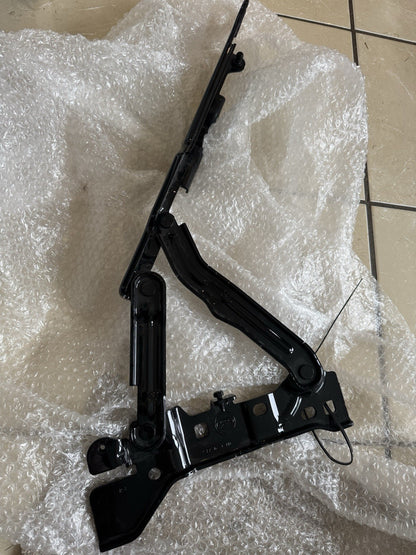 LAND ROVER RANGE ROVER L461 Front Right Bonnet Hinge M8E2-16800-AD 32965655
