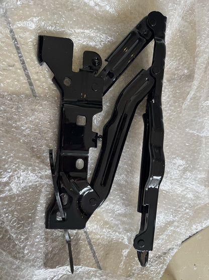 LAND ROVER RANGE ROVER SPORT L461 Front Left Bonnet Hinge M8E2-16801-AD