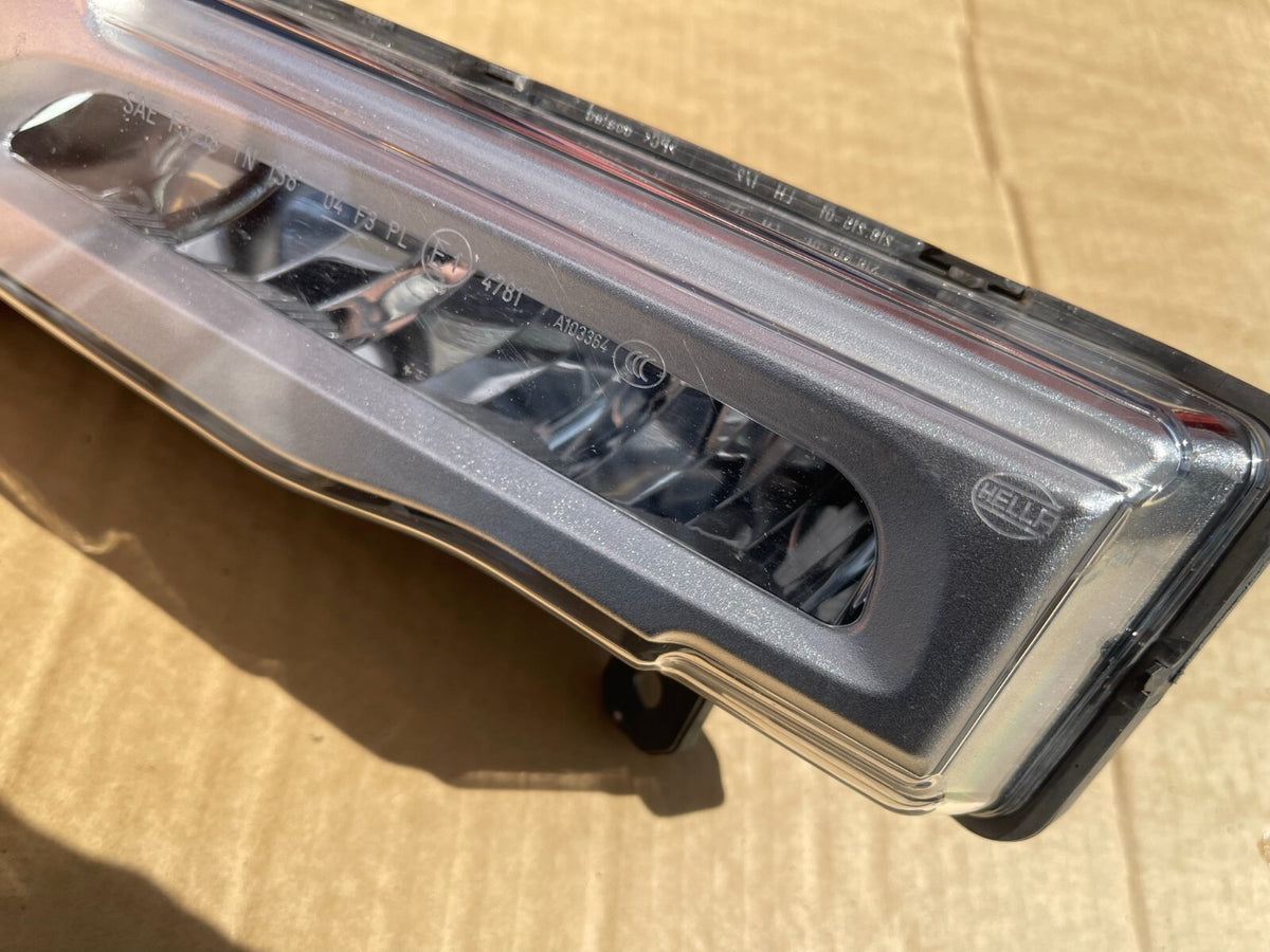 BMW X5 G05 2018 GENUINE LEFT Fog Lights LED Bumper P/N 63177406365-04