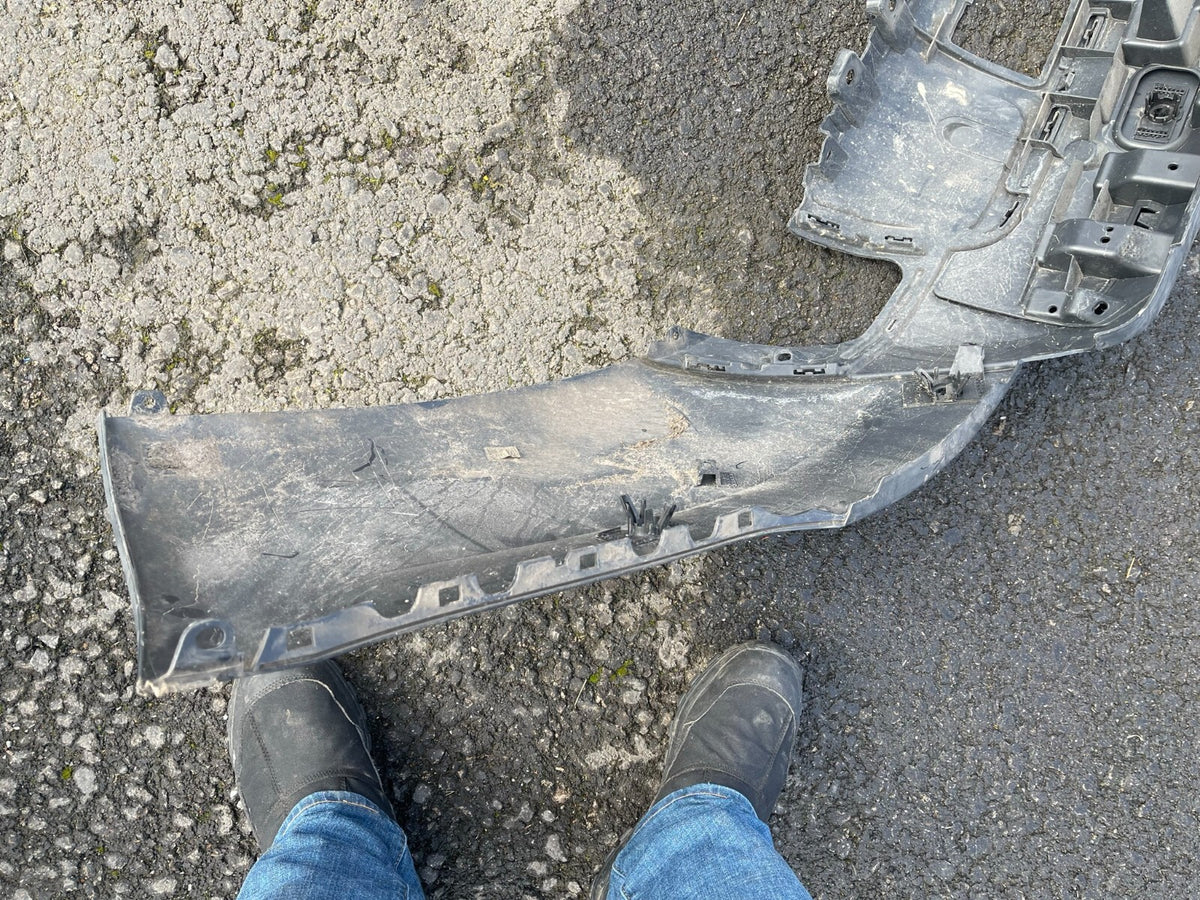 BARĂ SPATE ORIGINALĂ LAND ROVER DISCOVERY 5DR SUV 2017 din HY32-17D781-A