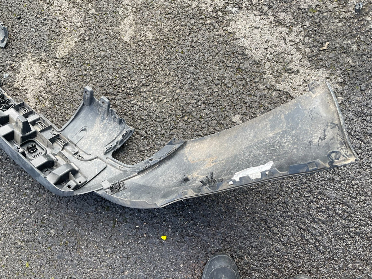 BARĂ SPATE ORIGINALĂ LAND ROVER DISCOVERY 5DR SUV 2017 din HY32-17D781-A