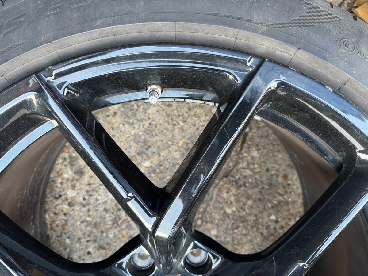 LOTUS ELETRE REAR 22" ALLOY WHEEL 11J NEEDS REFURB