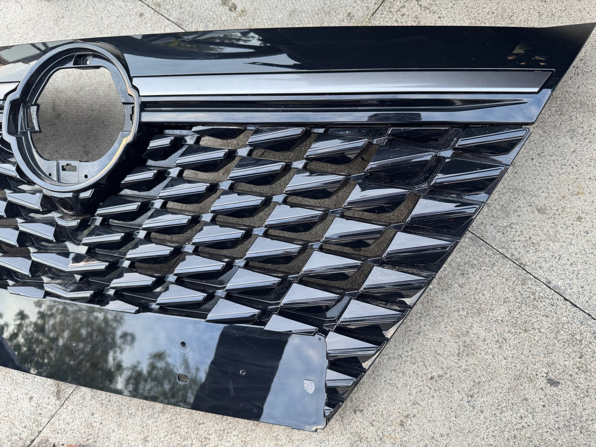Nissan Qashqai J12 Facelift 2024-2026 Front Grille 62310-HN10A No Badge Genuine