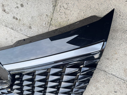Nissan Qashqai J12 Facelift 2024-2026 Front Grille 62310-HN10A No Badge Genuine