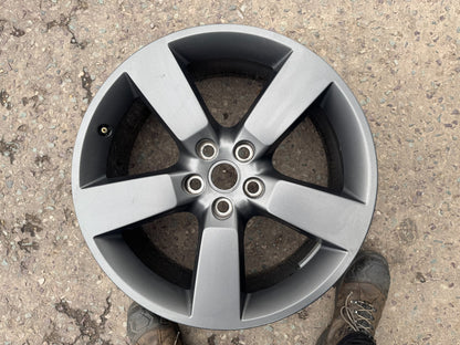 Land Rover Defender L663 Velg 20" Abu-Abu Gelap L8B21007HA 2020-2025
