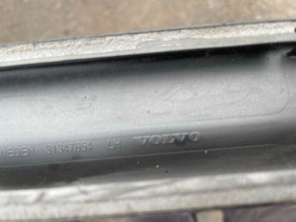 VOLVO XC90 R-DESIGN  DOOR STRIP LEFT FRONT LOWER ORIGINAL 31347654