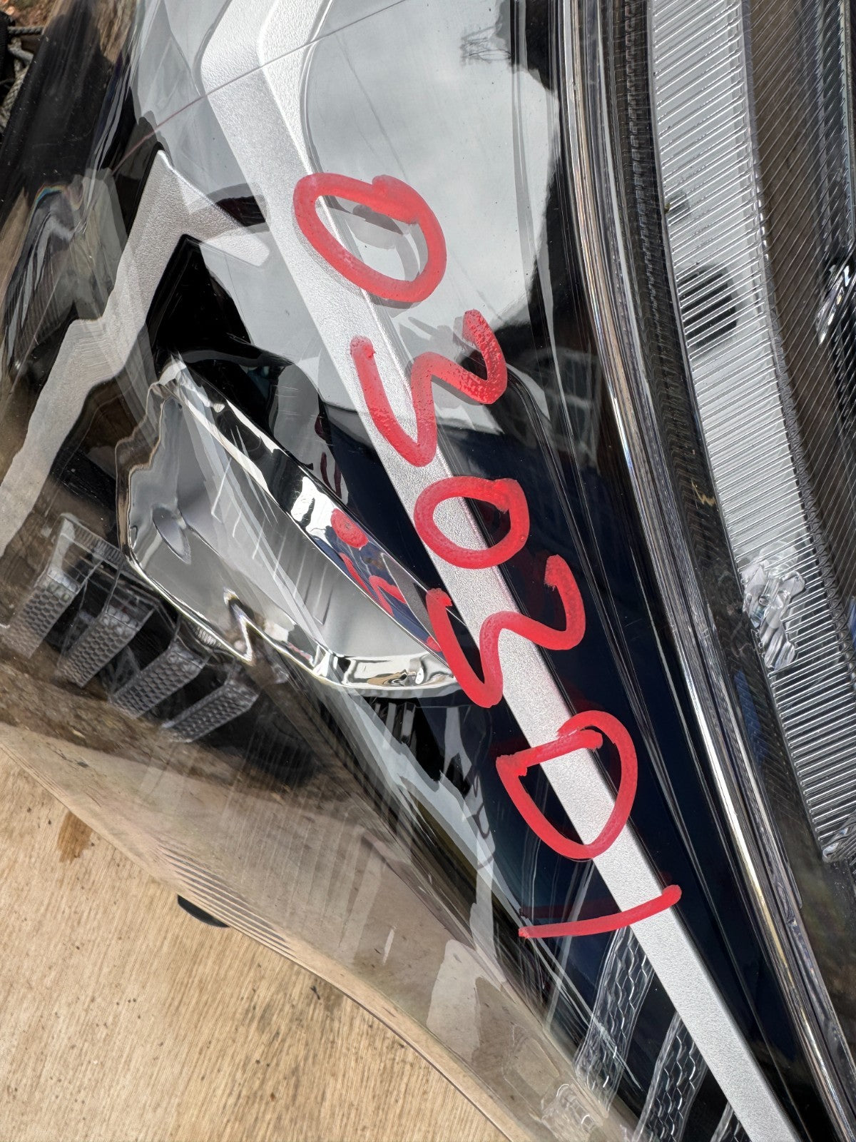KIA PICANTO MK3 FACELIFT KEDUA 2023-2025 LAMPU DEPAN KANAN OSF 92102G6510