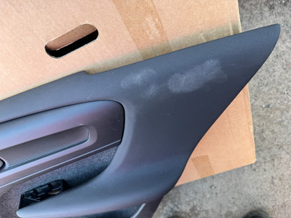 2025 VOLVO XC40 B4 INSCRIPTION Față de Ușă Dreapta Spate 31407710