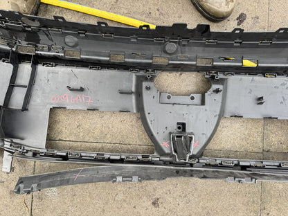 Peugeot 3008 5008 MK3 2024-2026 Front Bumper Grille Support 9843792880 Damaged