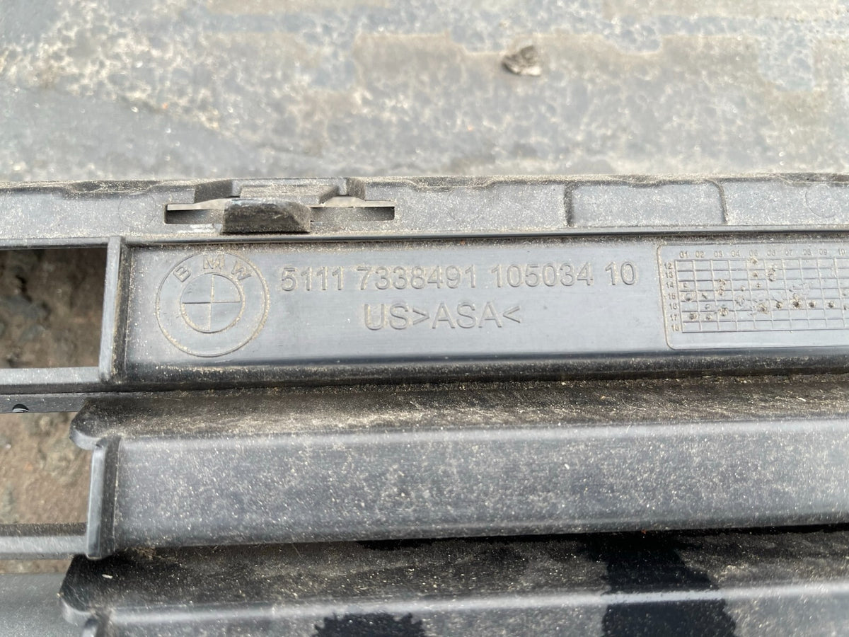 BMW X5 F15 2015-2018 หัวฉีดล้างไฟหน้า PDC กันชนหน้า แท้ 51118054014