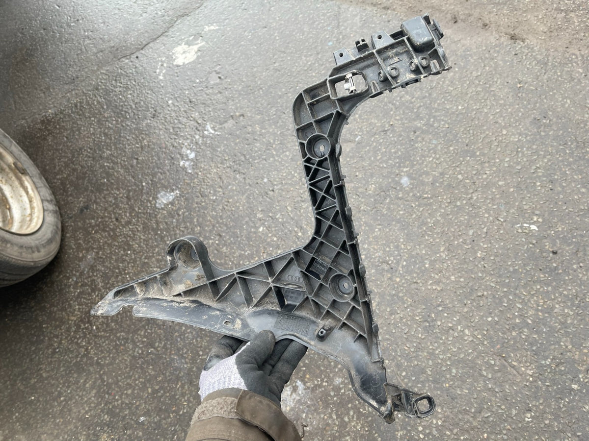 AUDI A3 8P 04-12 HATCH RIGHT REAR BUMPER SUPPORT BRACKET MOUNT 8P4807378B