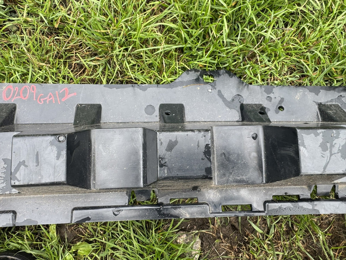 Range Rover Velar L560 2017-2024 Front Bumper Support Bracket J8A2-17A793-AE