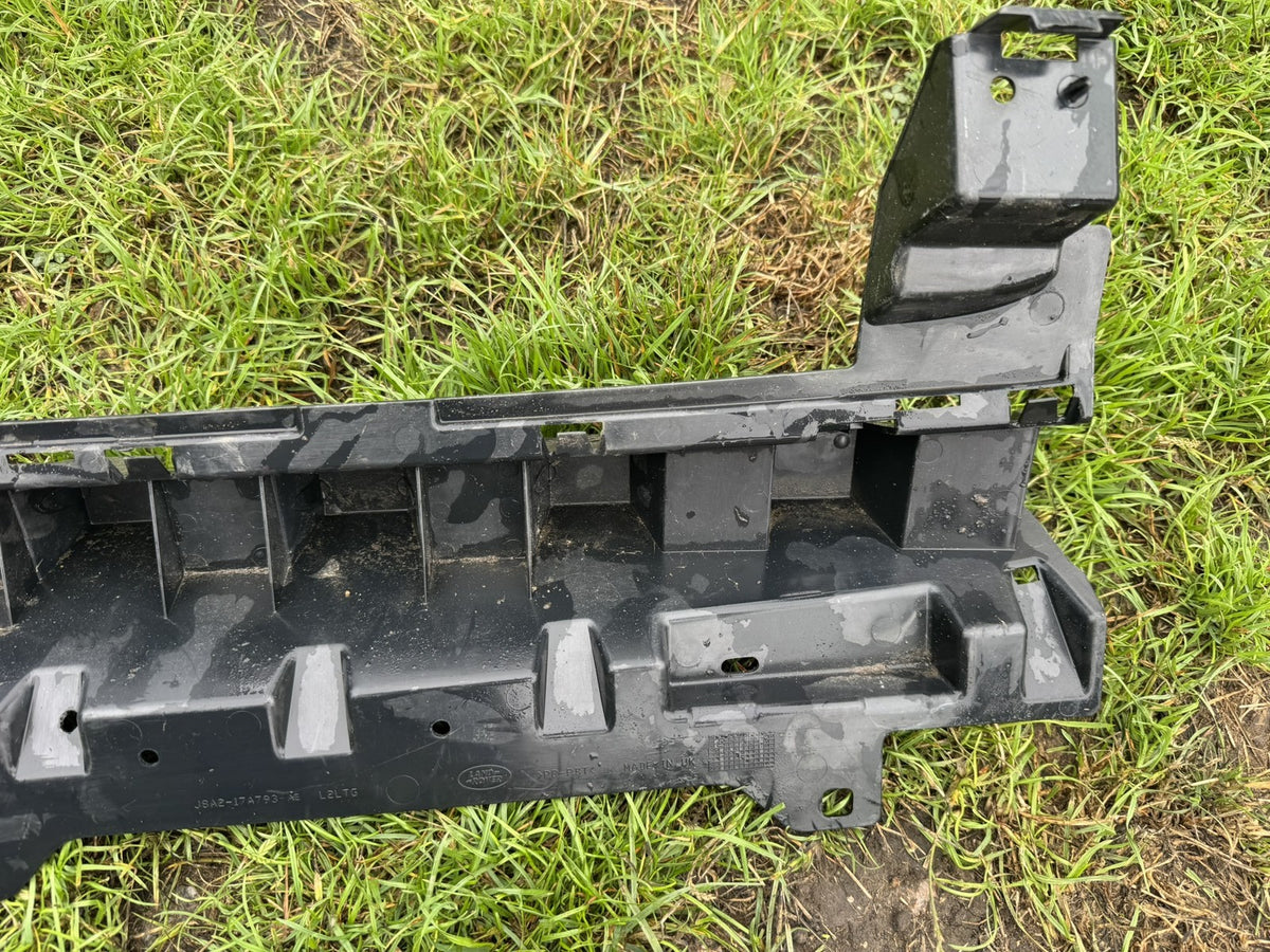 Range Rover Velar L560 2017-2024 Front Bumper Support Bracket J8A2-17A793-AE