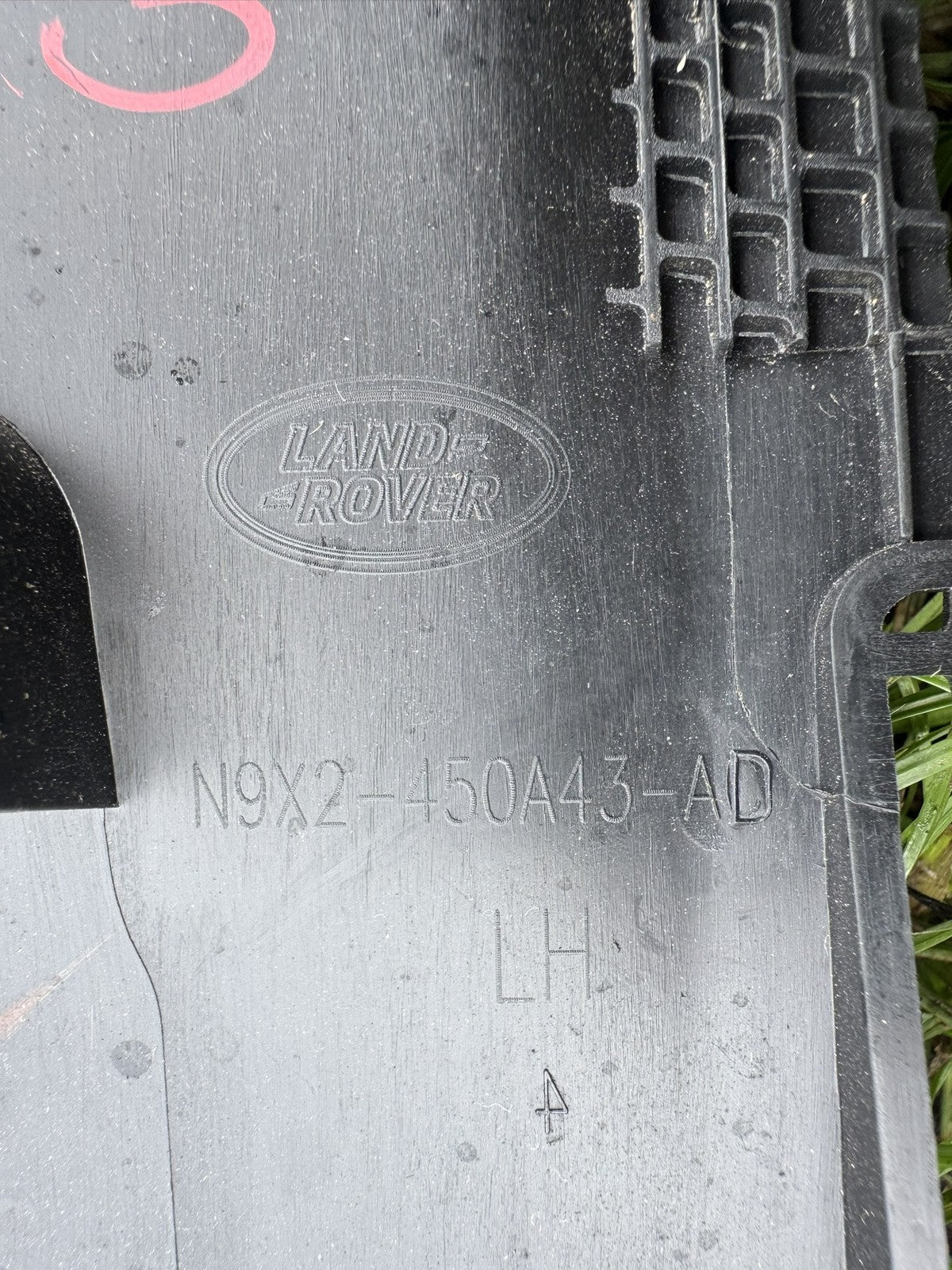 Land Rover Range Rover Sport L461 Rear Left D Pillar Grille Trim N9X2-450A43-AD