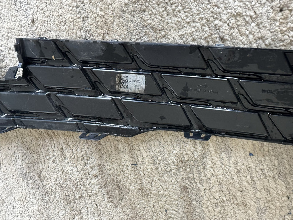 Audi A3 8Y Sportback S Line Rear Bumper Centre Grille 8Y4807925 2020-26 Damaged