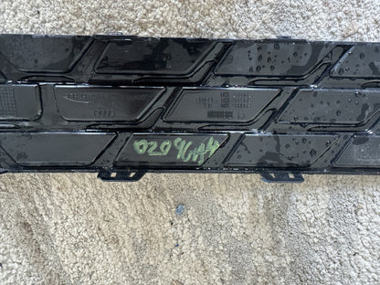 Audi A3 8Y Sportback S Line Rear Bumper Centre Grille 8Y4807925 2020-26 Damaged