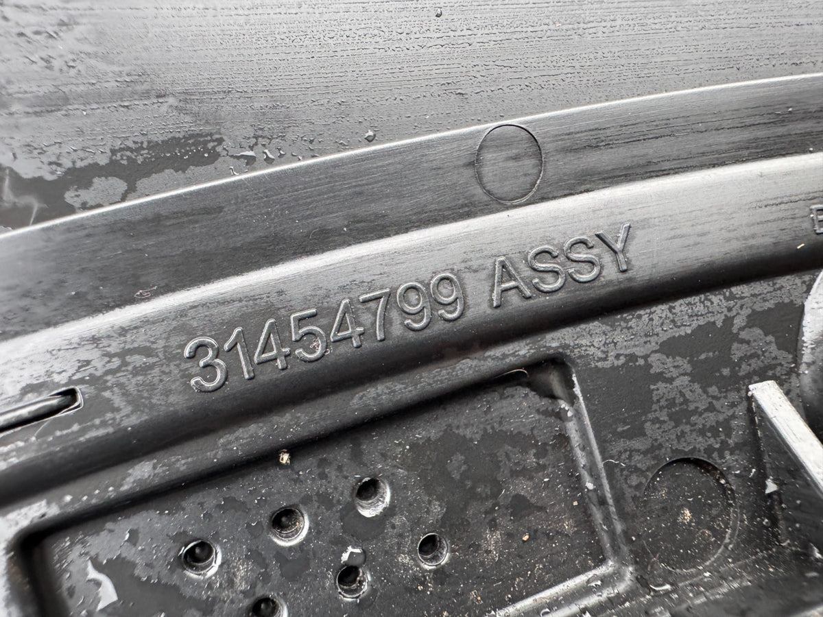 Moulding Trim Pintu Belakang Kiri Volvo Orisinal XC60 - BELUM DICAT 31650207