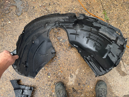 2024 MG 3 Trophy MK2 (ZP22) RIGHT Front Inner Arch Splash Guard 11203085
