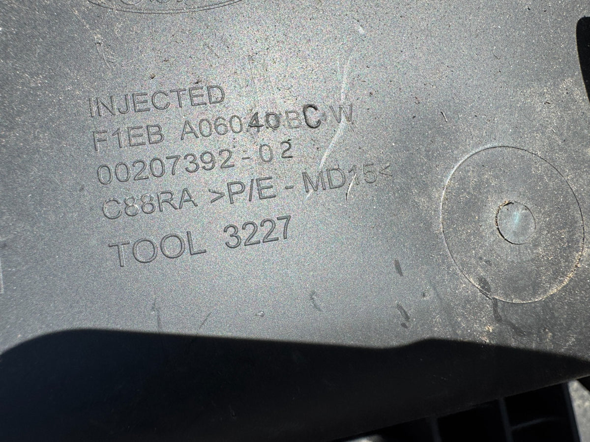F1EBA06040 GLOVE COMPARTMENT / F1EBA06040 / F1EBA06040 / 817489 FOR FORD FOCUS I
