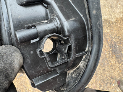 ฝาถังน้ำมัน Nissan Qashqai J12 781206UA5A เบนซิน/ไฮบริด เฉพาะตัวฝาเปล่า