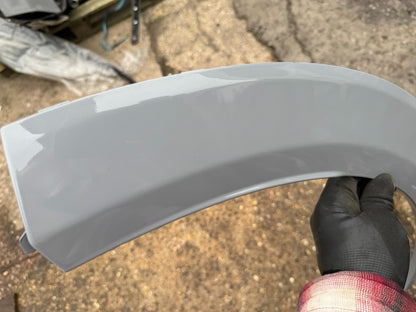 Molding Over Fender Belakang Kanan Ford Puma Genuine l1TB-S288D 2021 RHD 25149900
