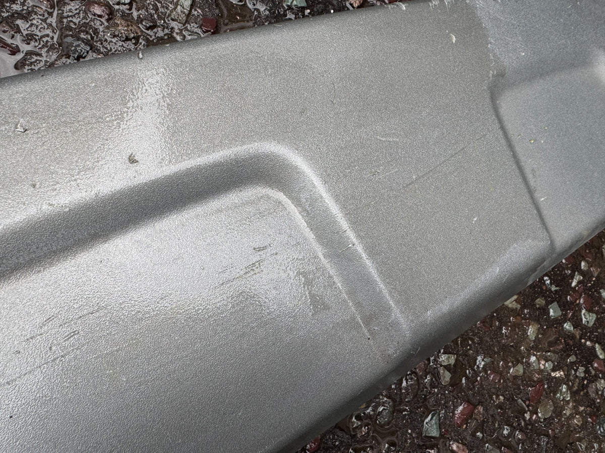 Ford Ecosport 2019 trim bumper belakang bagian bawah gn1517d781