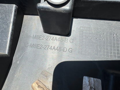 GENUINE RANGE ROVER VOGUE L460 REAR RIGHT DOOR LOWER MOULD 2022-ON M8E2274A48BG
