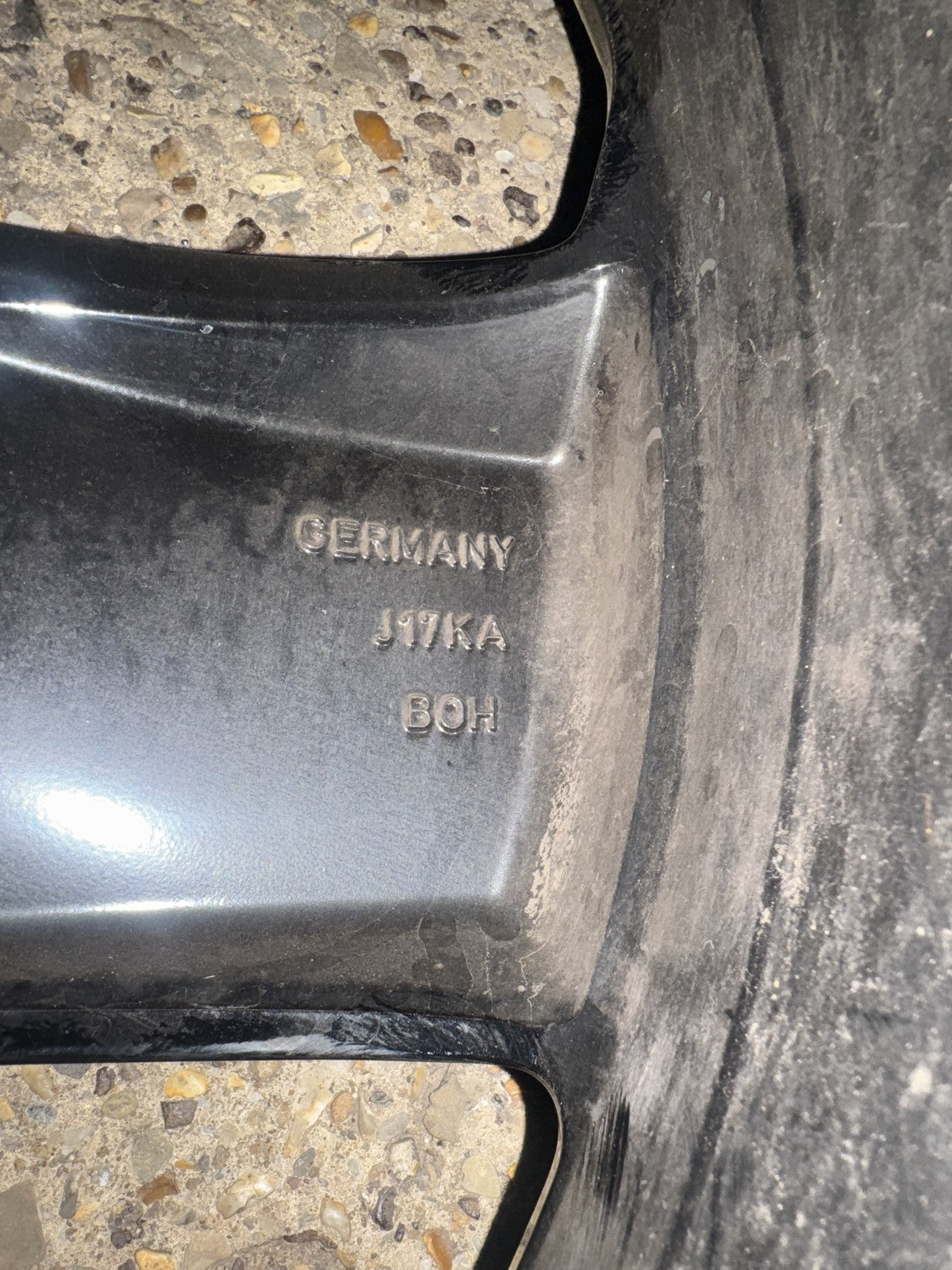 LAND ROVER DISCOVERY 5 L462 22 ALLOY WHEEL 5124 ET45 MY42-1007-DA SCRATCHED