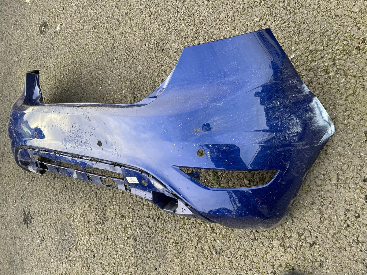 BUMPER BELAKANG ORIGINAL FORD FIESTA ZETEC S 2014-2017 WARNA HITAM P/N:8A6117K823
