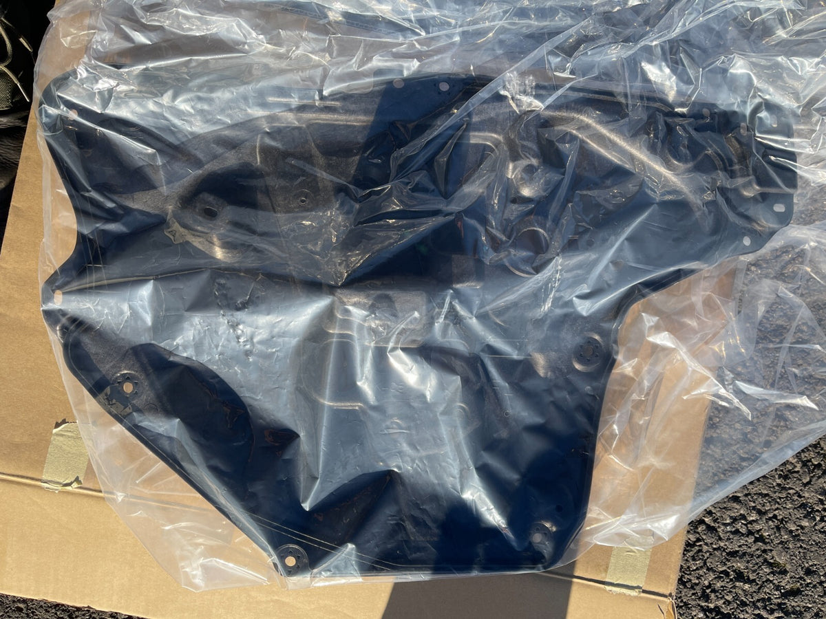 Mazda 3 (16 on) Front Left Door OEM Carrier Module -  Part No BHS2 59 97XB
