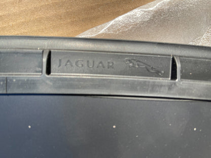 T4A46804 JAGUAR QUARTER WINDOW RIGHT F PACE X761 NEW GENUINE