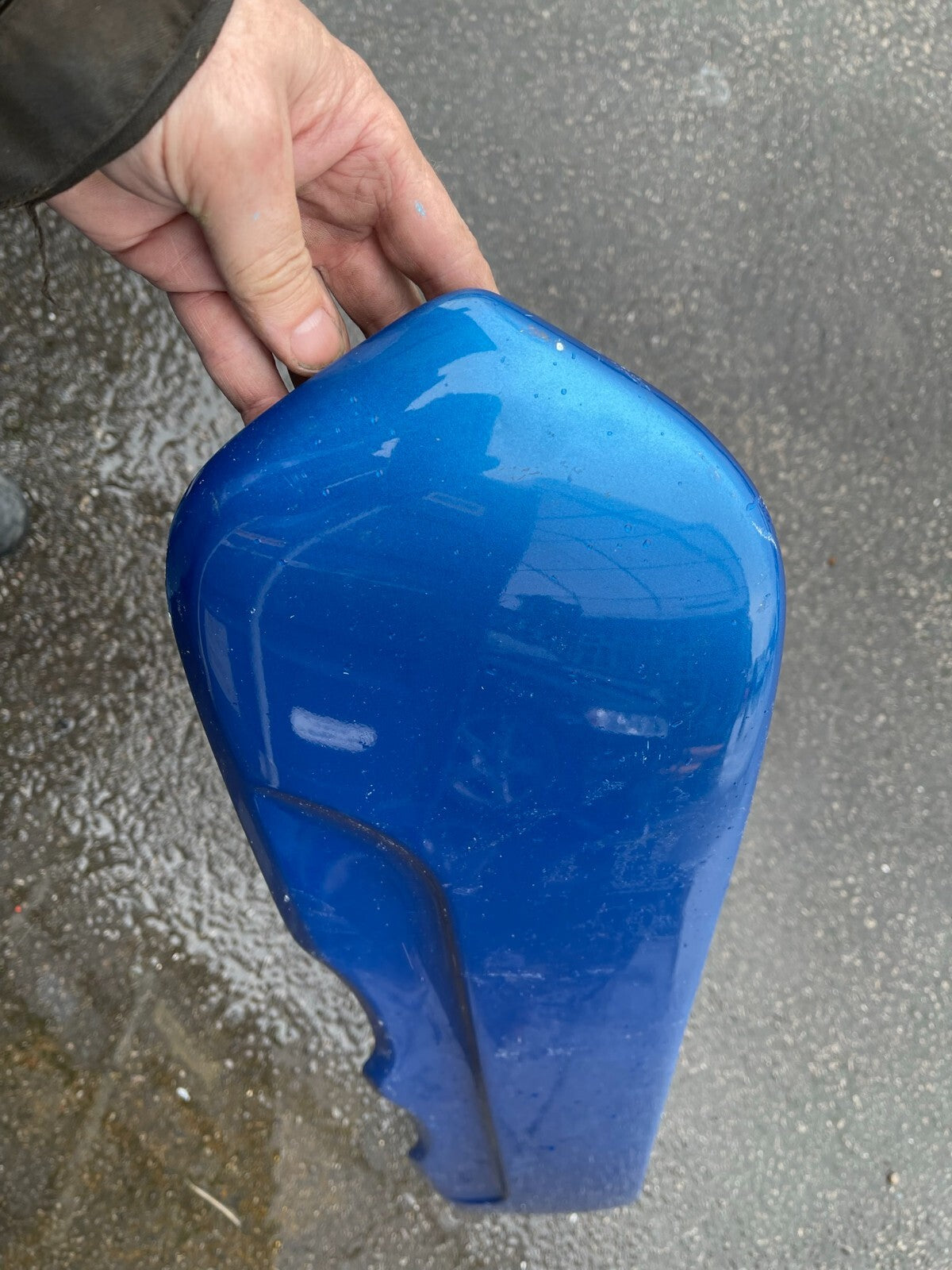L200 fibreglass spoiler
