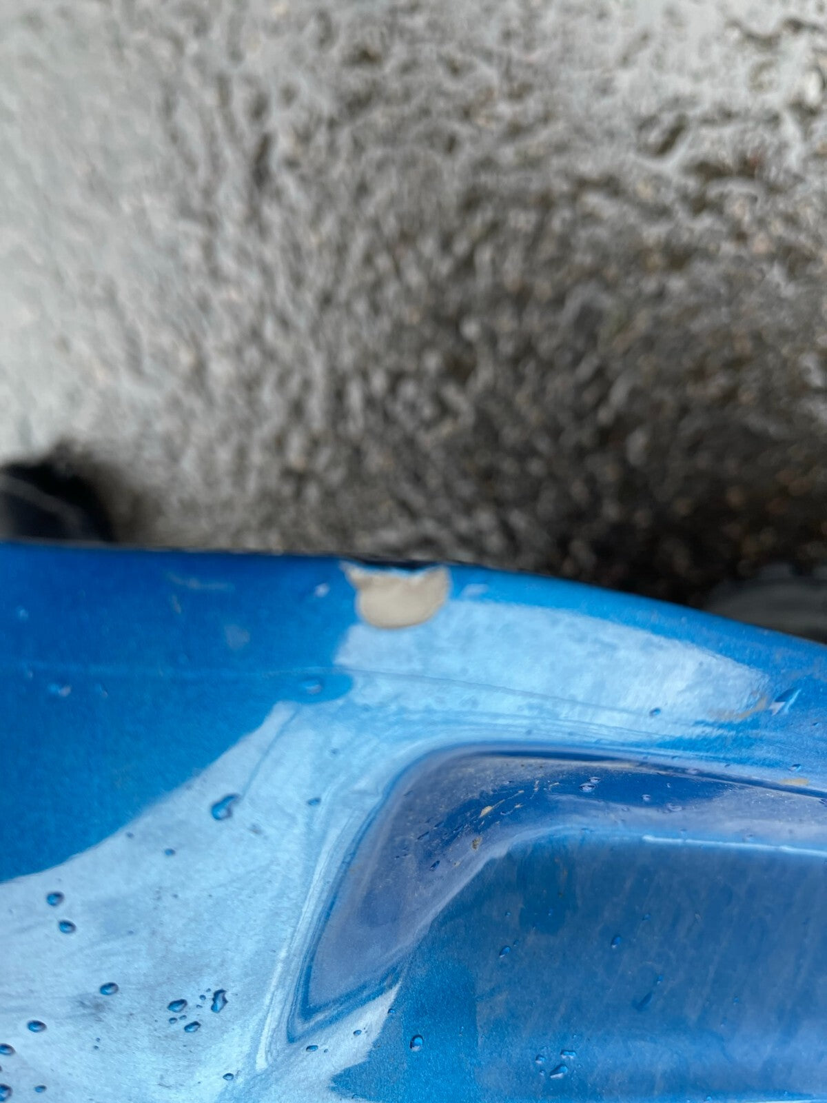 L200 fibreglass spoiler