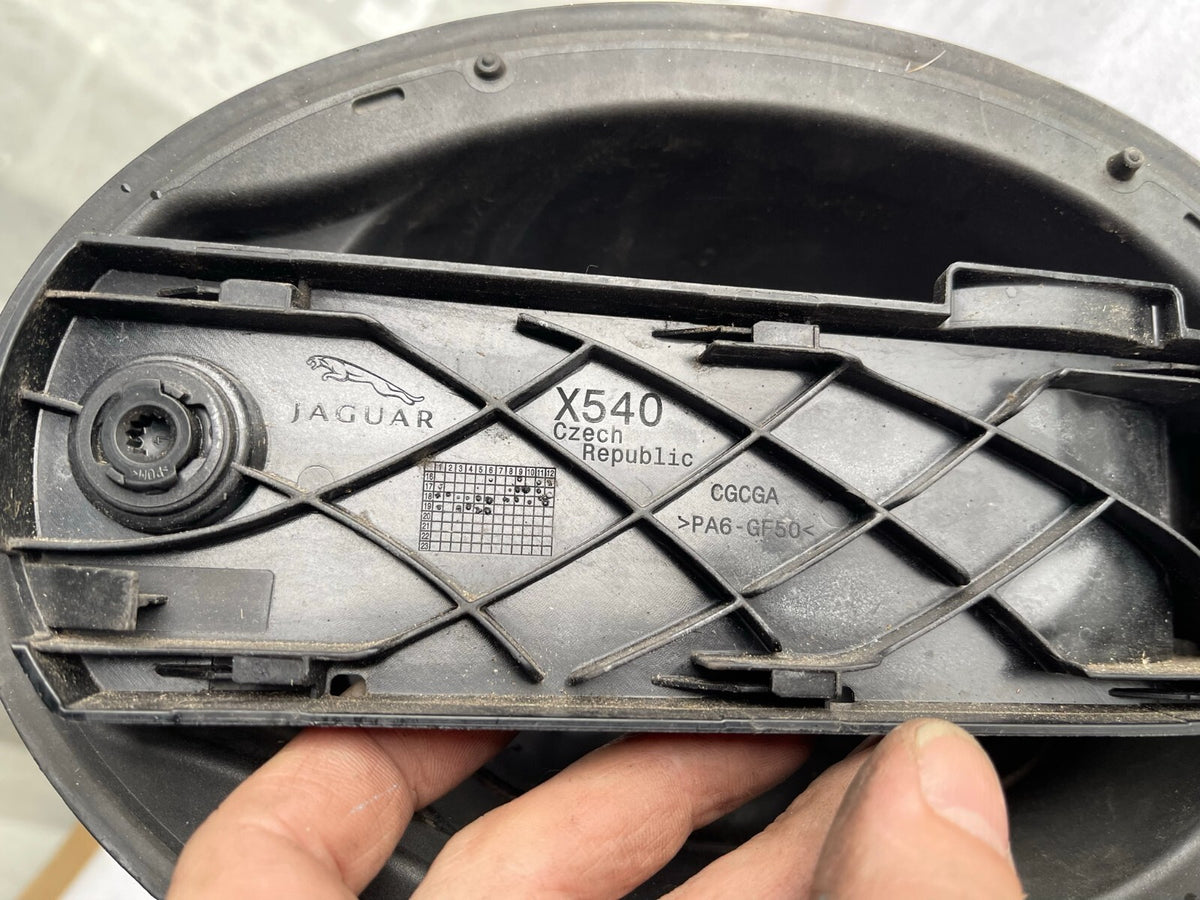 RANGE ROVER EVOQUE FUEL FILLER FLAP L538 2011-2019 BJ3227936A