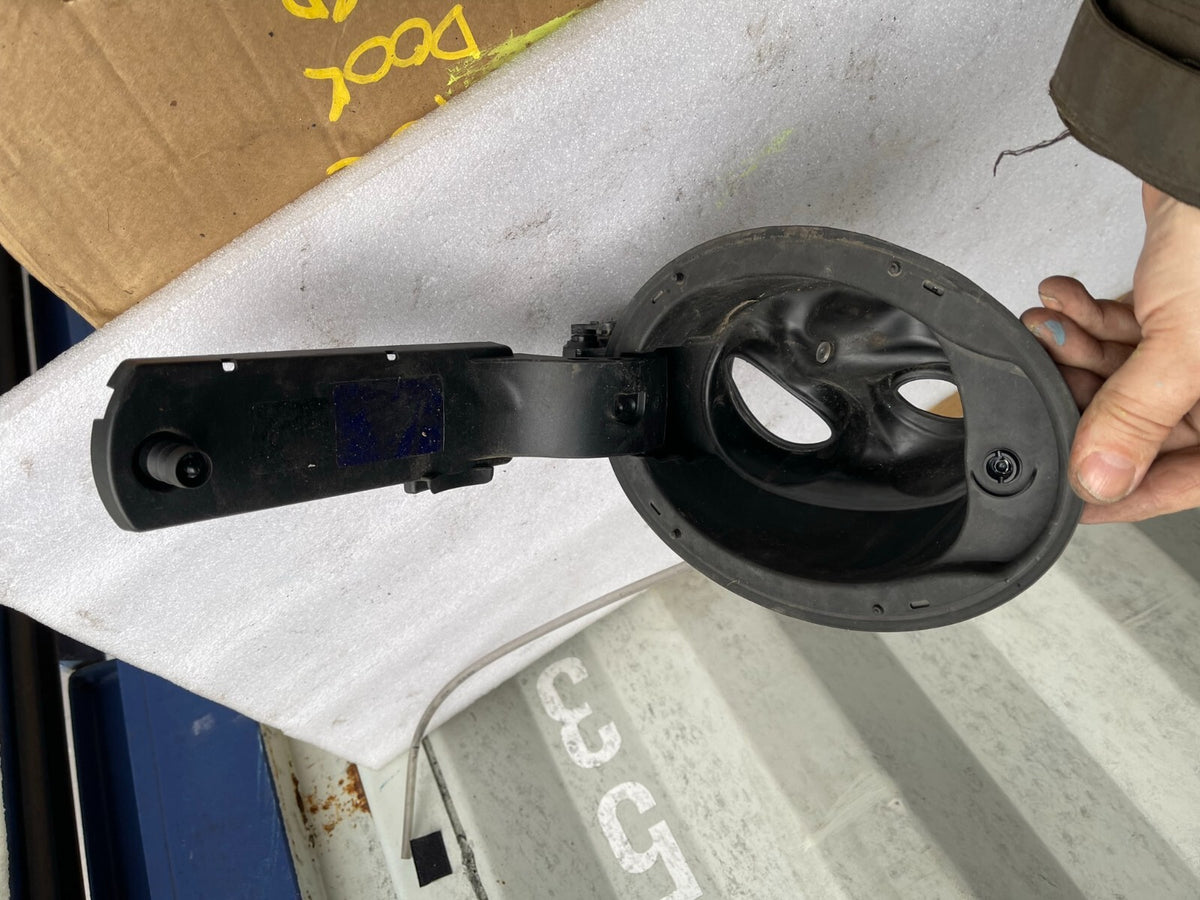 RANGE ROVER EVOQUE FUEL FILLER FLAP L538 2011-2019 BJ3227936A