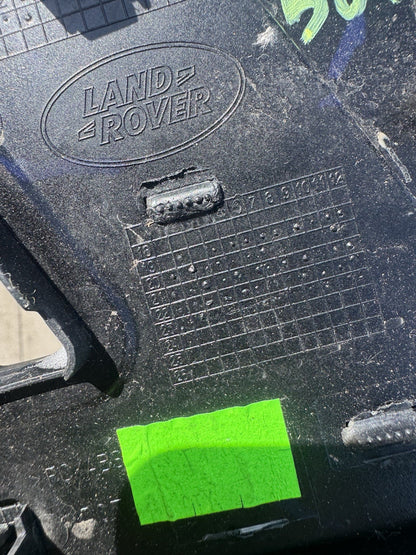 Land Rover Defender L663 前左葉子板進氣孔格柵 2020 On N8B2-280B11-BA
