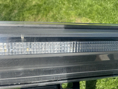 Lampu Kabut Belakang KIRI Lotus Eletre Asli OEM LH Bumper 2023+ P8890513209