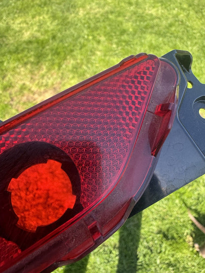 ทับทิมไฟตัดหมอก กันชนหลัง ฝั่งซ้าย Lexus NX 2021 ON 81490-78040