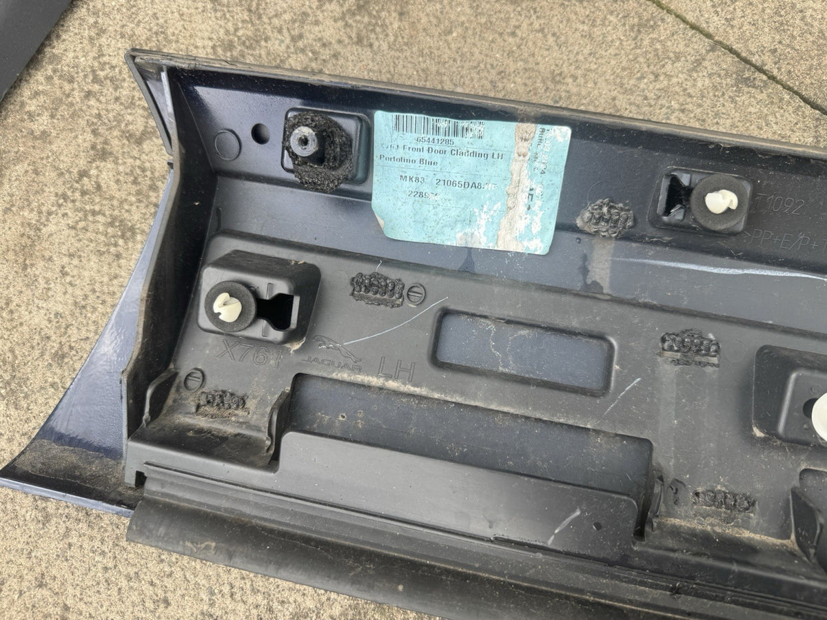 TRIM PINTU DEPAN KIRI UNTUK JAGUAR F-Pace Seri MK83 21065