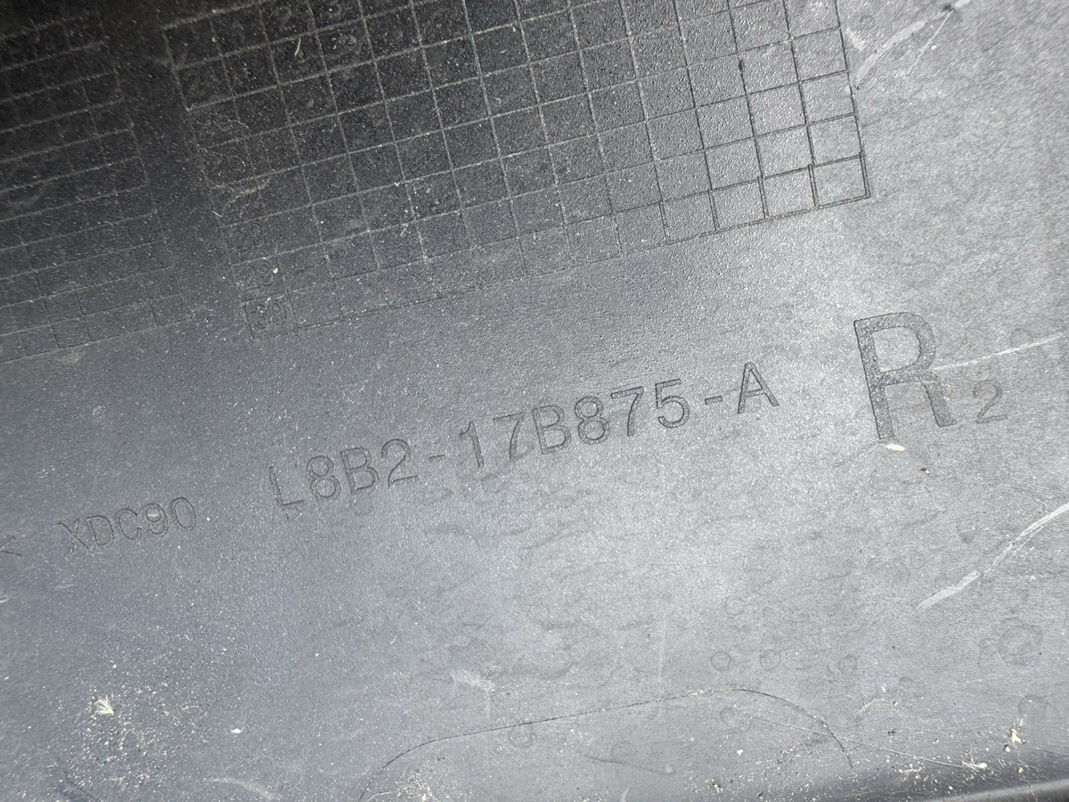 LAND ROVER DEFENDER Trim Panel 2019-2026 L8B217B875A