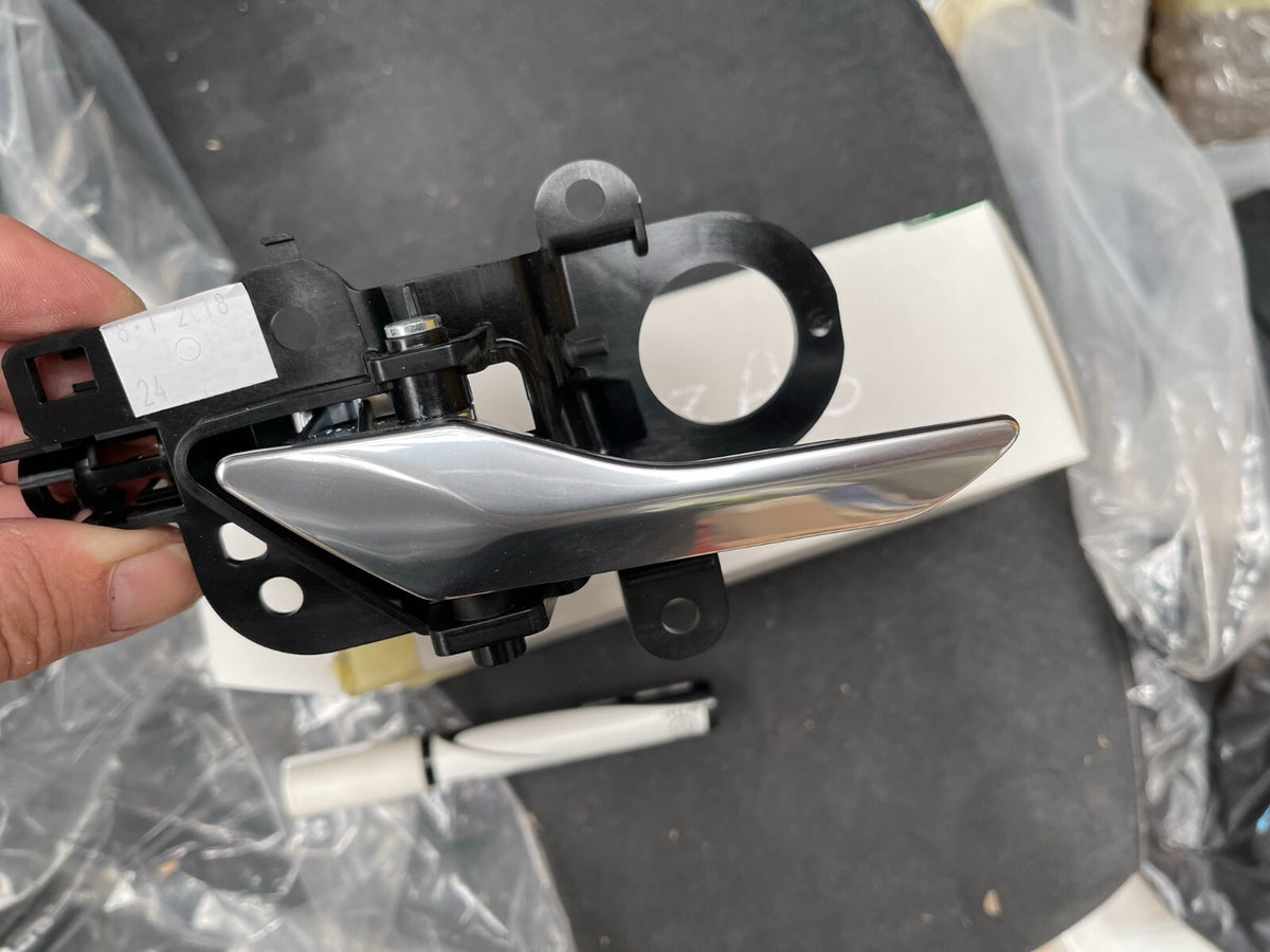 Genuine Jaguar I-Pace E Pace Evoque 2018+ LH Front And Rear Door Handle T4K7744