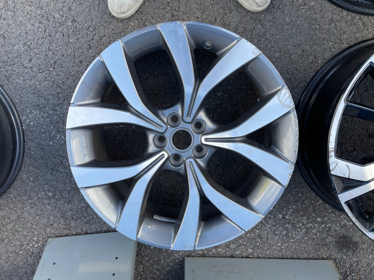 ALY72339U35/72341 Range Rover Evoque Wheel Grey Machined #LR114524