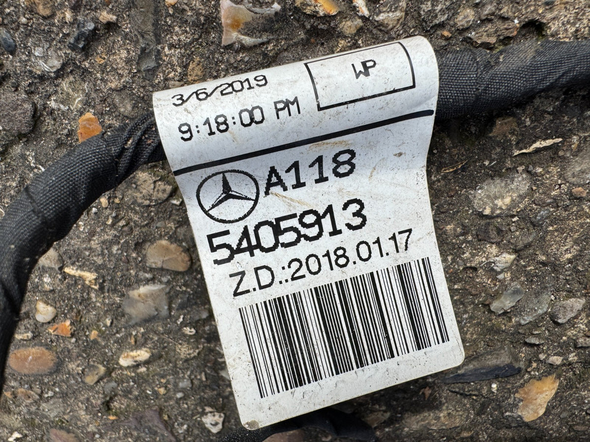 19-ON MERCEDES BENZ CLA C118 REAR BUMPER PARKING SENSOR PDC WIRING LOOM HARNESS