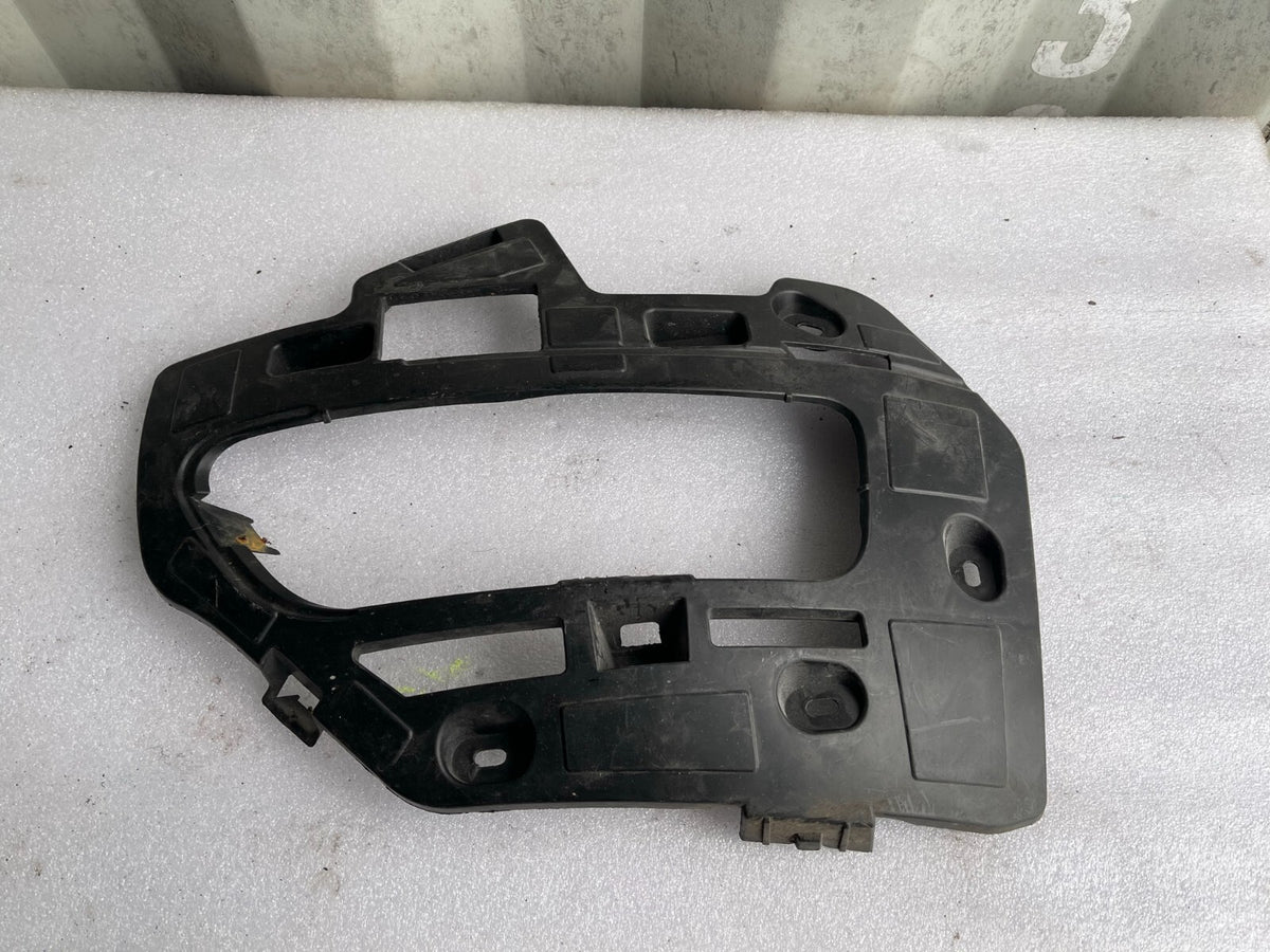 2016 Citroen C4 Picasso II c06452-091ism063 Bumper Support moulding